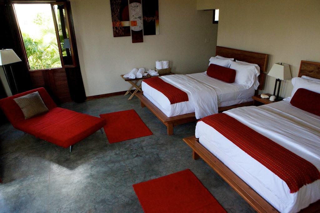 Soma Surf Resort Tola Habitación foto